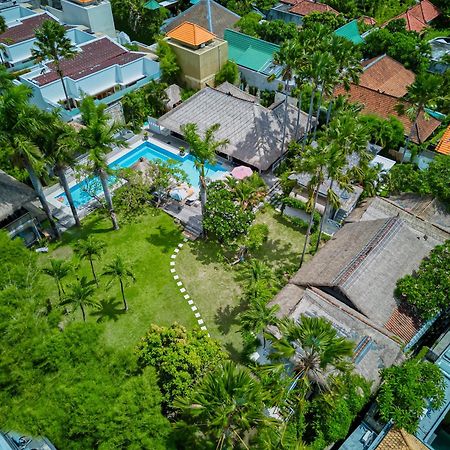 Villa Kalis, 10 Bedroom Family And Group Villa Seminyak  Exterior photo