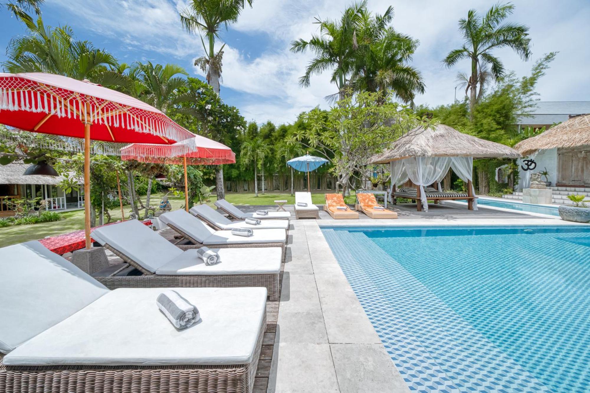 Villa Kalis, 10 Bedroom Family And Group Villa Seminyak  Exterior photo