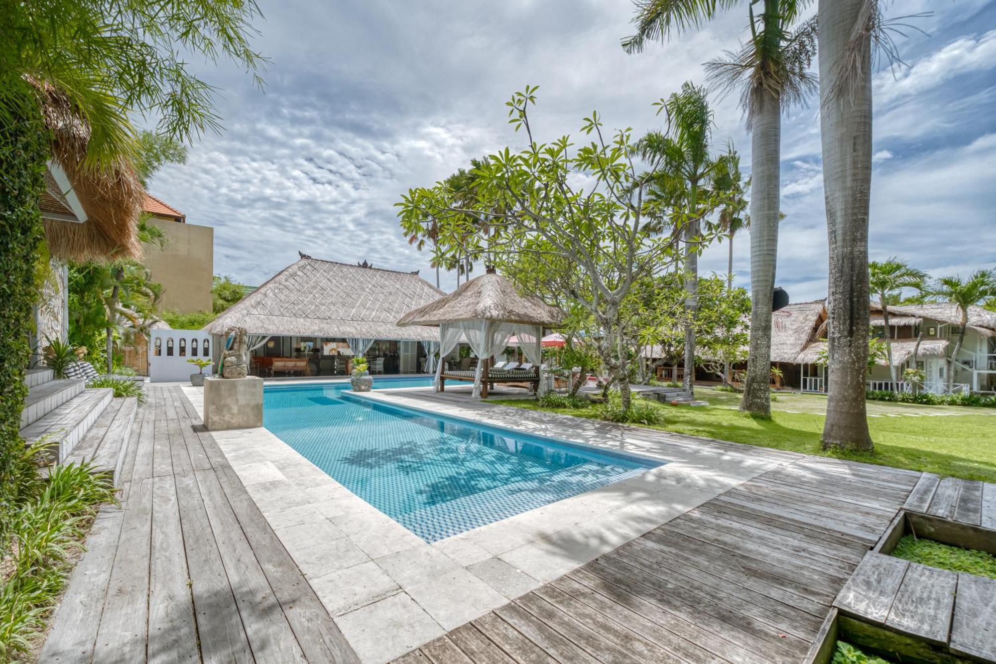 Villa Kalis, 10 Bedroom Family And Group Villa Seminyak  Exterior photo